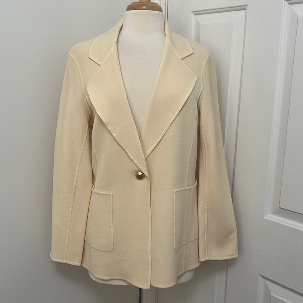 St John cream knit blazer